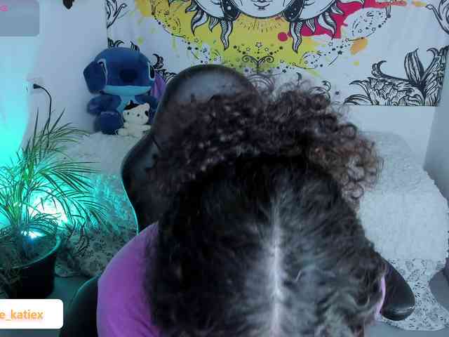 Just-katiex Just-katiex