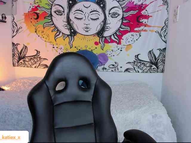 Just-katiex webcam