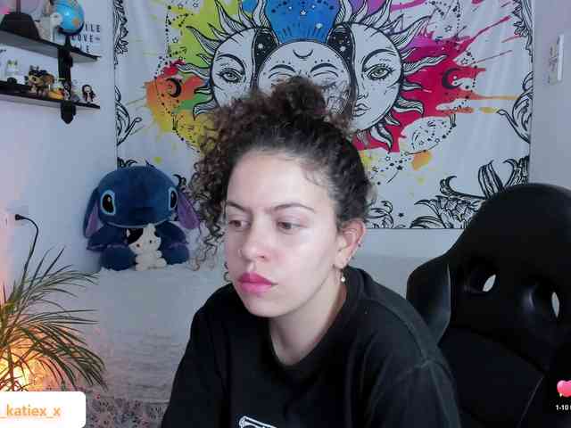 Just-katiex Just-katiex