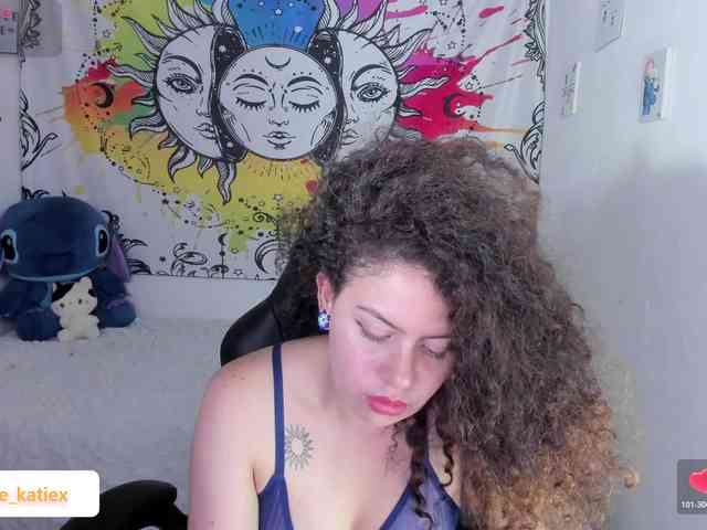 Just-katiex Just-katiex