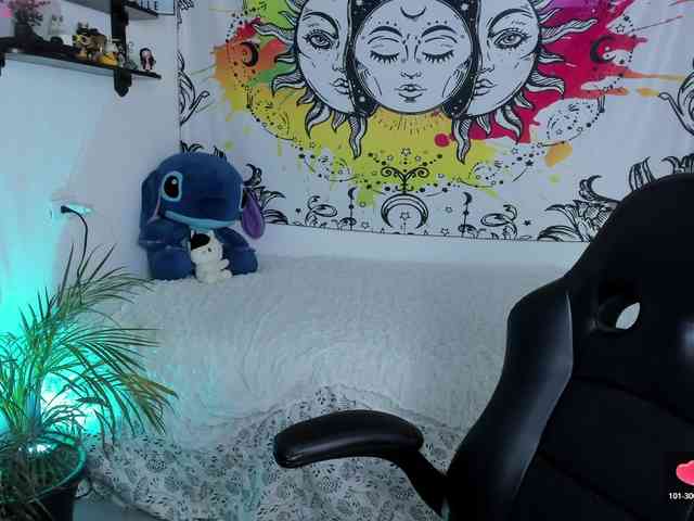 Just-katiex Just-katiex