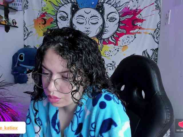 Just-katiex Just-katiex