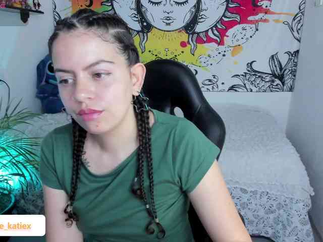 Just-katiex Just-katiex