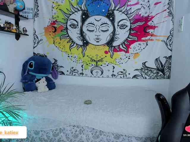 Just-katiex Just-katiex