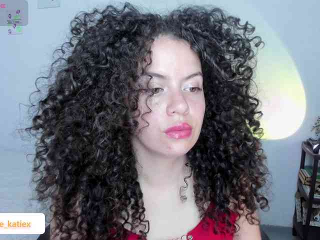Just-katiex Just-katiex