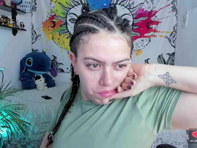 Just-katiex Just-katiex