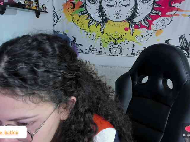 Just-katiex Just-katiex