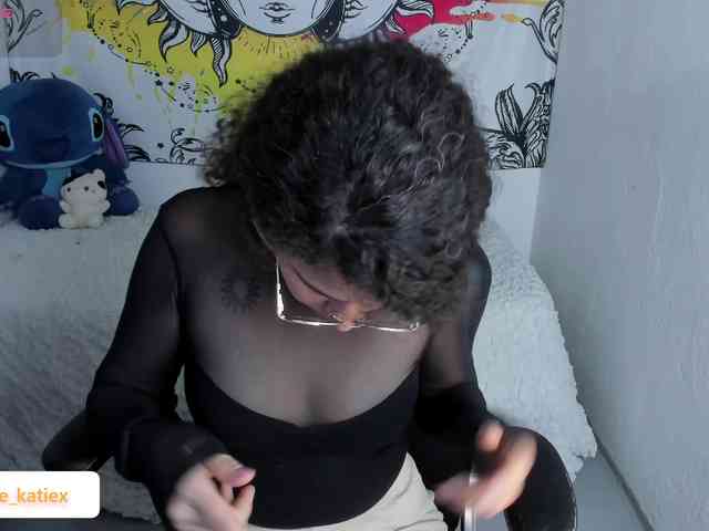 Just-katiex Just-katiex