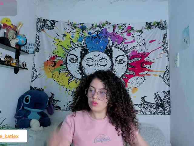 Just-katiex Just-katiex