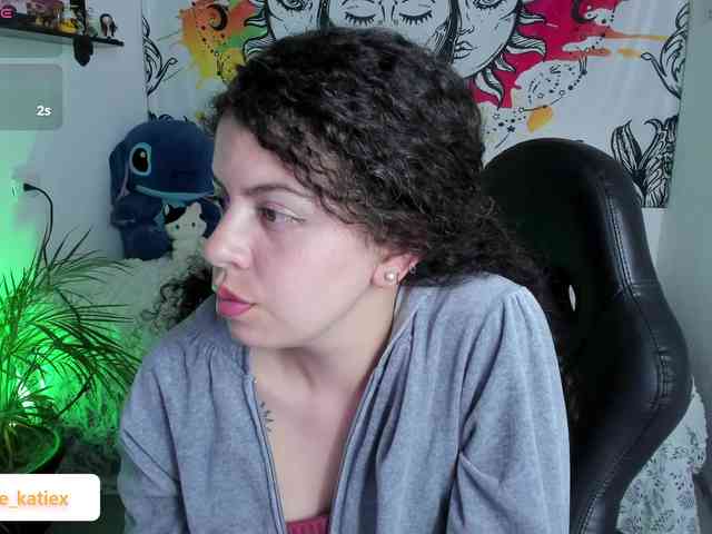 Just-katiex Just-katiex