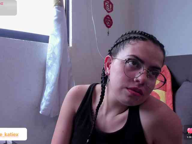 Just-katiex Just-katiex