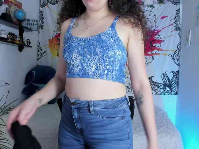 Just-katiex Just-katiex