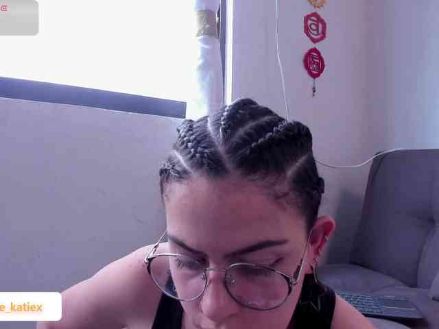 Just-katiex Just-katiex