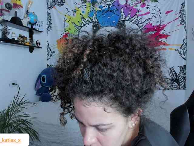 Just-katiex Just-katiex