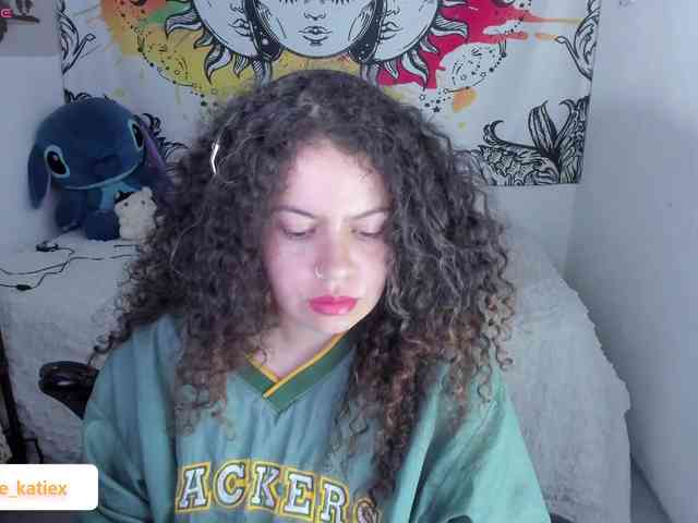 Just-katiex Just-katiex