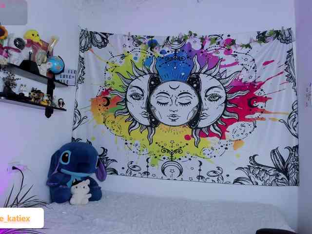 Just-katiex Just-katiex