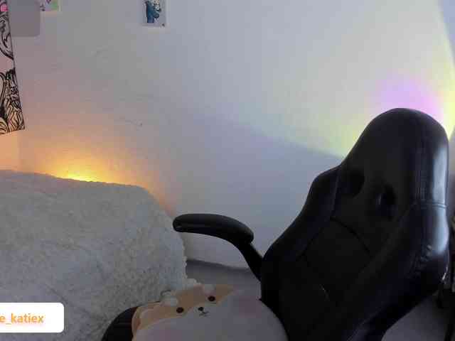 Just-katiex webcam