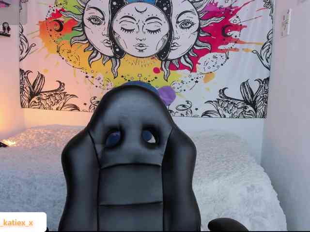Just-katiex webcam