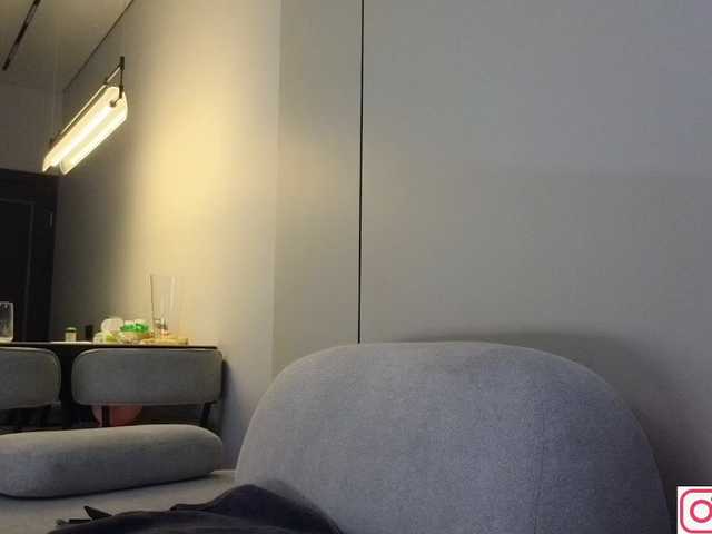 diffgirls1-1's BongaCams show and profile