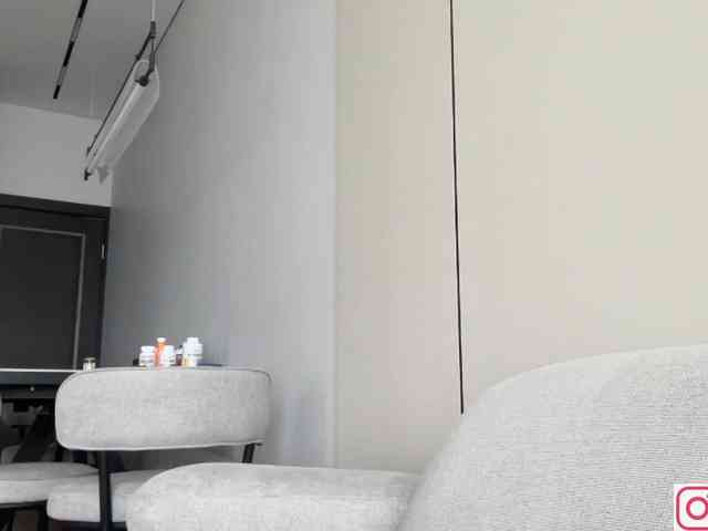 diffgirls1-1 Live Webcam on BongaCams