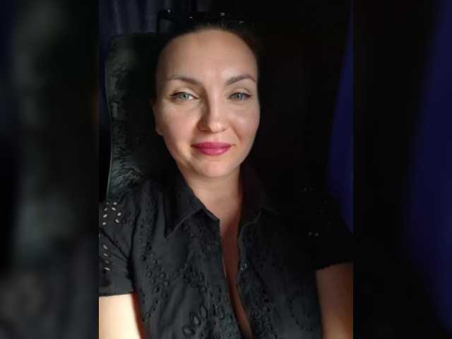 DIVORA's BongaCams profile