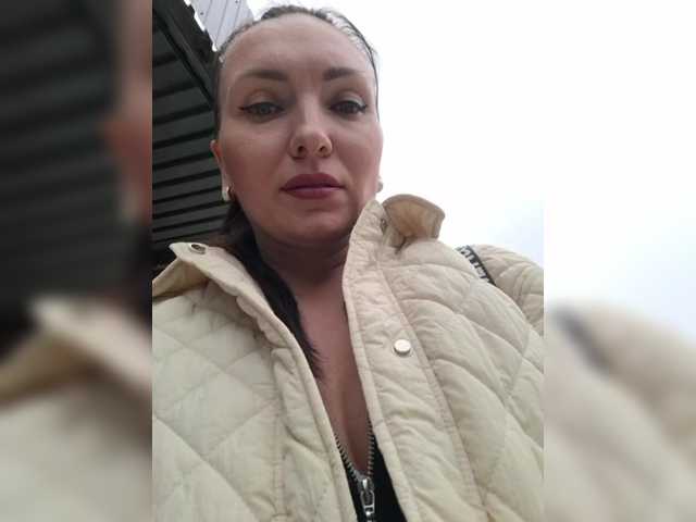 DIVORA's BongaCams profile