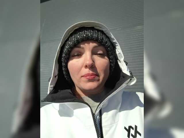 эросцена DIVORA