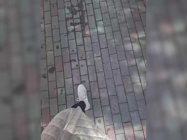 DIVORA's BongaCams show and profile