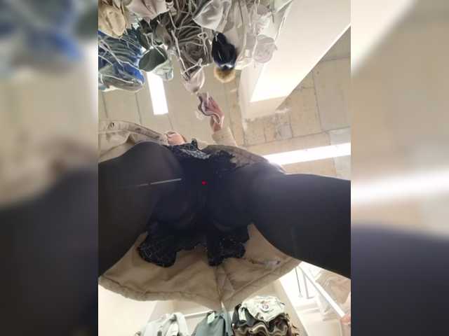 DIVORA's BongaCams profile