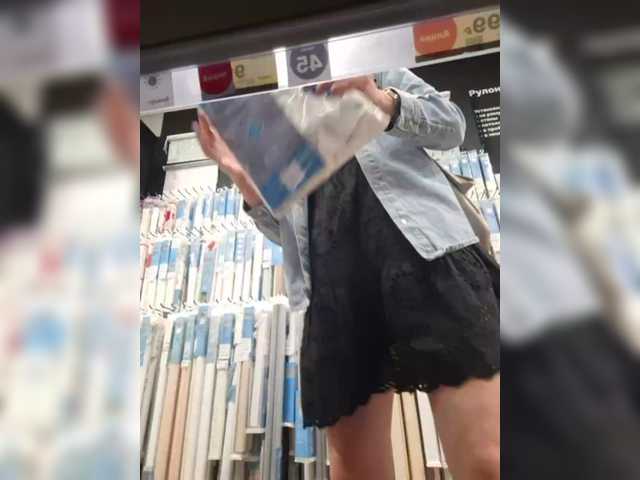 DIVORA's BongaCams profile