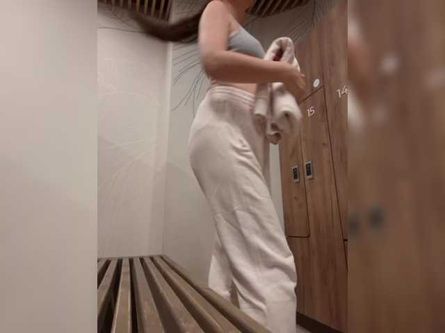 DIVORA from BongaCams