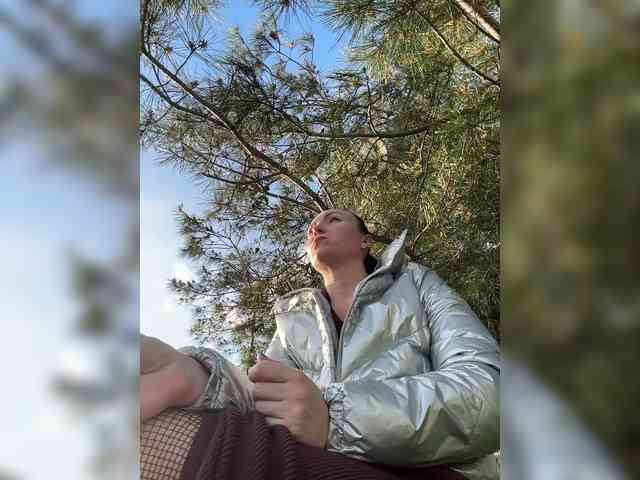 DIVORA Live Webcam on BongaCams