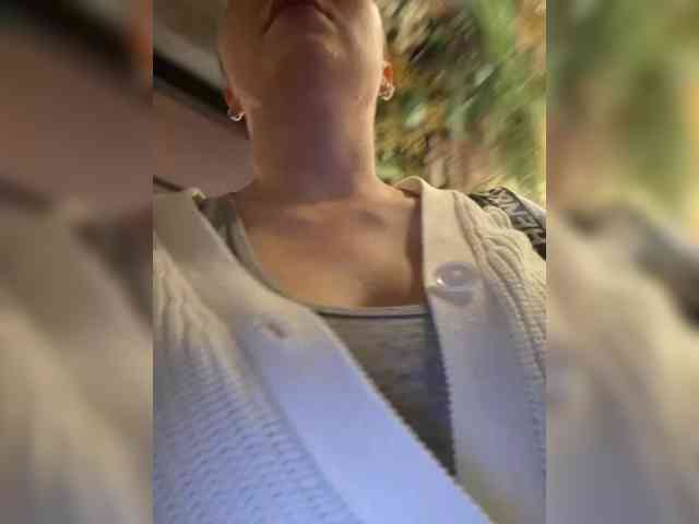 DIVORA Live Webcam on BongaCams