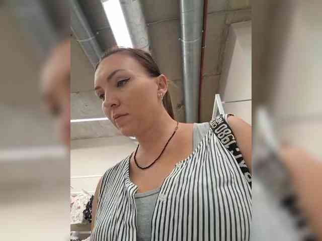 real live cam porn DIVORA