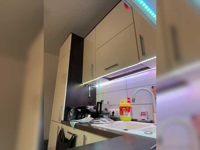 -INDICA-'s BongaCams show and profile