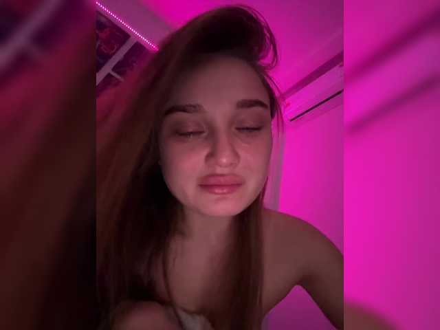 -INDICA-'s BongaCams show and profile