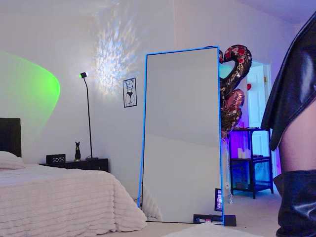 -redalexa-'s BongaCams show and profile