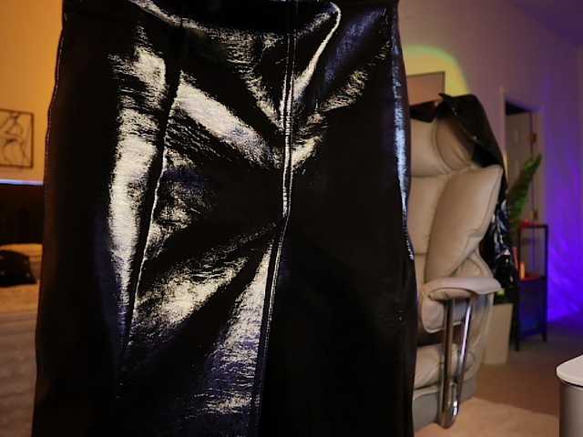 -redalexa-'s BongaCams show and profile