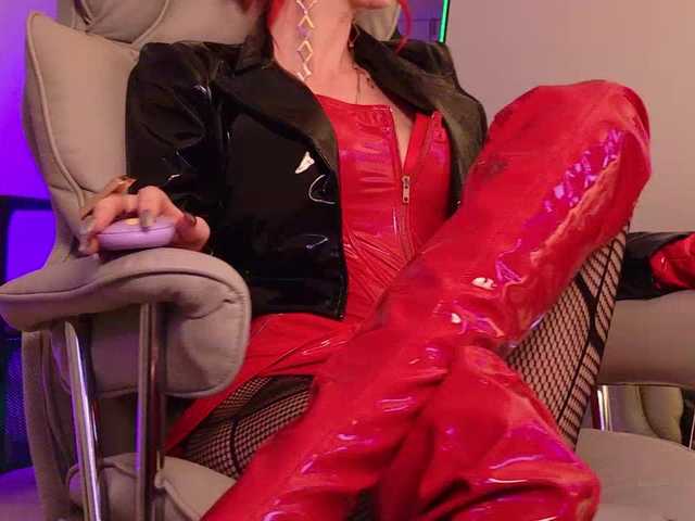 -redalexa-'s BongaCams show and profile