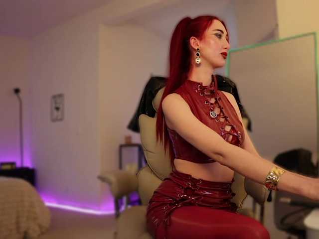 -redalexa-'s BongaCams show and profile