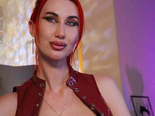 Lady_RedAlexa_ webcam