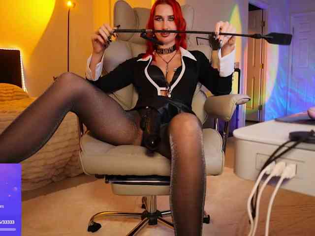 Lady_RedAlexa_ webcam