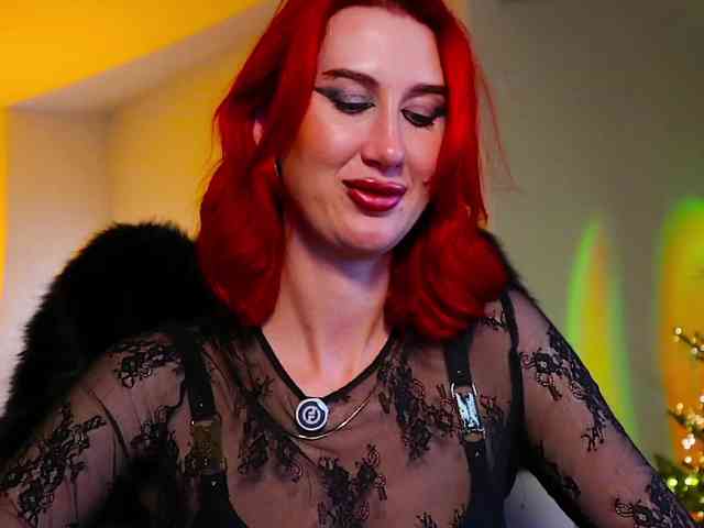 Lady_RedAlexa_ webcam
