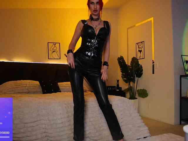 Lady_RedAlexa_ webcam