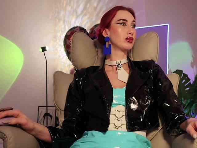 Lady_RedAlexa_ webcam