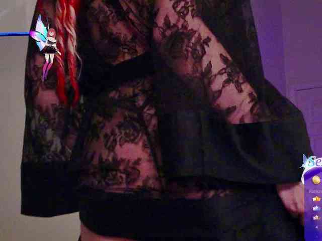 Lady_RedAlexa_ webcam