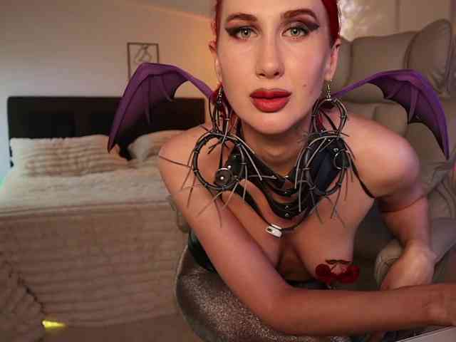MadammmAlexa webcam