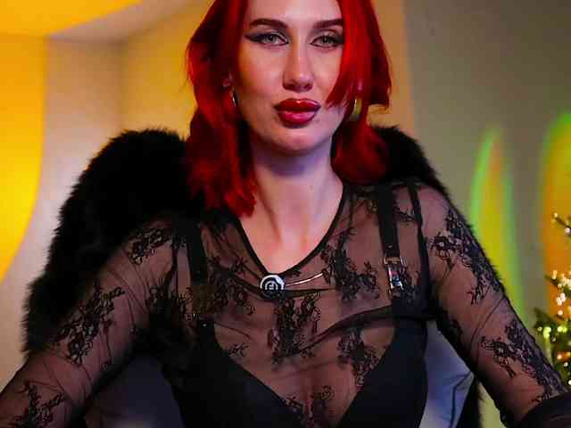 Lady_RedAlexa_ webcam