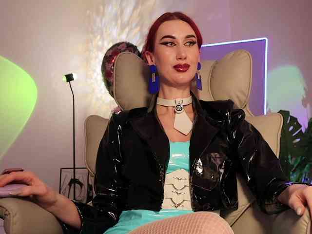 Lady_RedAlexa_ webcam