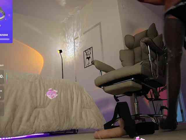 MadammmAlexa webcam
